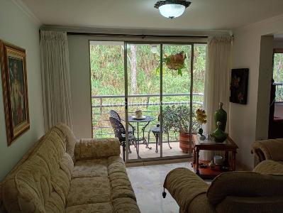 Apartamento en venta en La Almeria, Medellín · foto 8 de 20