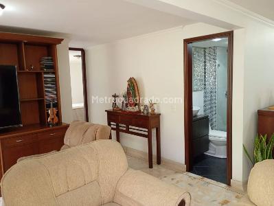 Apartamento en venta en La Almeria, Medellín · foto 10 de 20