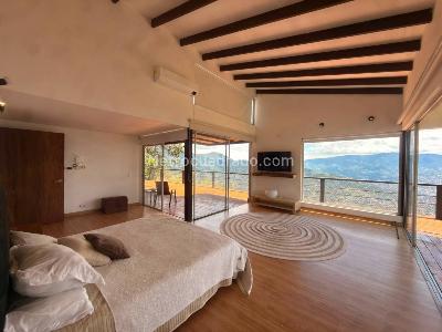 Casa de 5 alcobas en arriendo en Vereda Santa Catalina, Envigado · foto 8 de 20