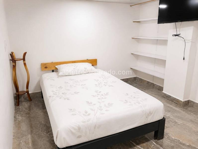 Apartamento Amoblado de 3 Habitaciones en Centro (75 m²) - 4