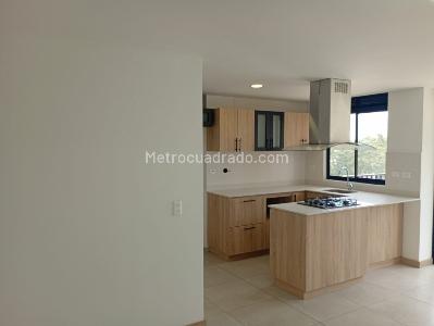 Apartamento de 2 alcobas en arriendo en San Antonio, Rionegro, 80 m² · foto 2 de 20