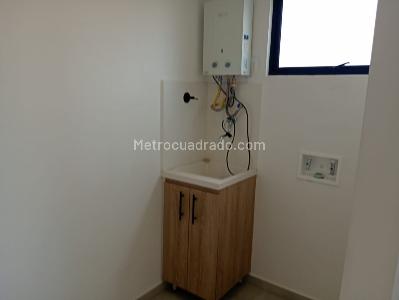 Apartamento de 2 alcobas en arriendo en San Antonio, Rionegro, 80 m² · foto 10 de 20