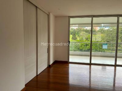 Apartamento de 2 alcobas en venta en Los Balsos, Medellín, 174 m² · foto 14 de 20