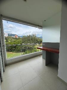 Apartamento de 2 alcobas en venta en Los Balsos, Medellín, 174 m² · foto 3 de 20