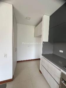Apartamento de 2 alcobas en venta en Los Balsos, Medellín, 174 m² · foto 7 de 20