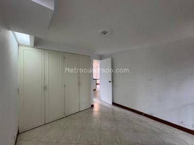 Apartamento de 2 alcobas en arriendo en La Aguacatala, Medellín, 61 m² · foto 12 de 20