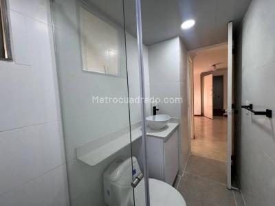 Apartamento de 2 alcobas en arriendo en La Aguacatala, Medellín, 61 m² · foto 9 de 20