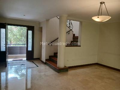 Casa de 3 alcobas en arriendo en Los Balsos, Medellín, 217 m² · foto 5 de 20