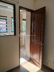 Casa de 3 alcobas en arriendo en Los Balsos, Medellín, 217 m² · foto 15 de 20