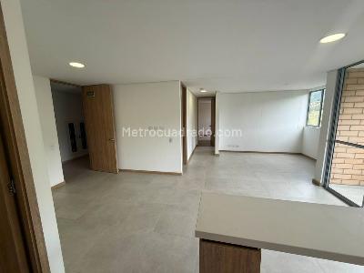 Apartamento de 2 alcobas en venta en San Jose, Sabaneta, 72 m² · foto 9 de 19