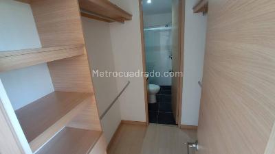 Apartamento de 2 alcobas en arriendo en Loma Del Esmeraldal, Envigado, 84 m² · foto 13 de 20