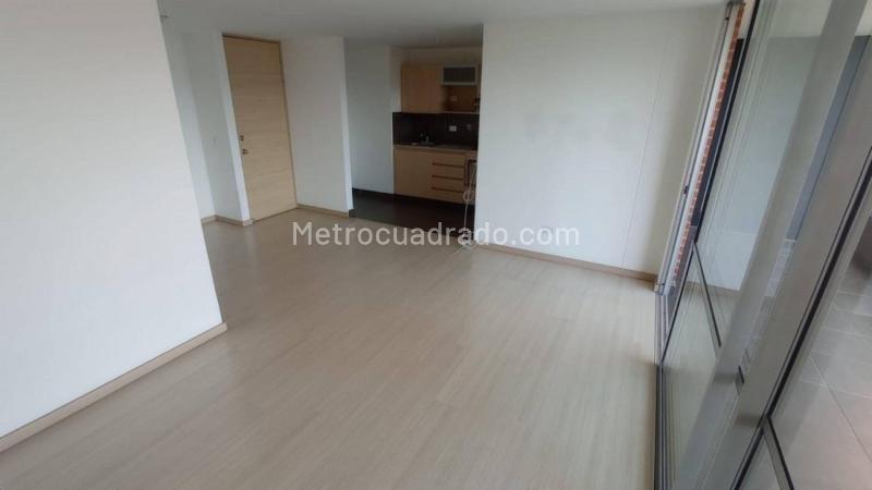 Piso – Envigado, Uribe Angel, Valle de Aburrá - Más