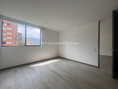 Apartamento de 1 alcoba en venta en Loma Del Escobero, Envigado, 62 m² · foto 13 de 20
