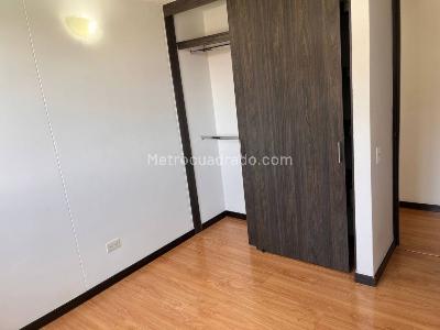 Apartamento de 2 alcobas en venta en Ojo De Agua, Rionegro, 52 m² · foto 6 de 12