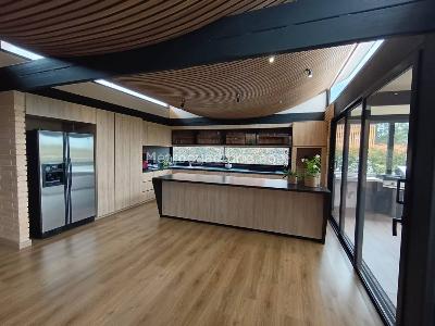 Casa de 4 alcobas en venta en Llano Grande, Rionegro, 1500 m² · foto 2 de 20