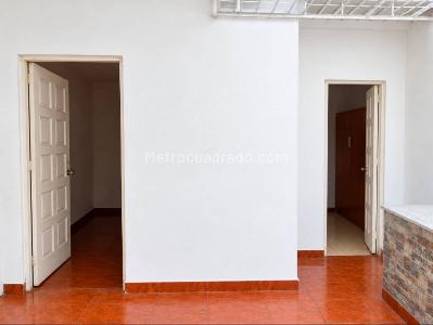 Casa de 5 alcobas en venta en Prado, Medellín, 367 m² · foto 14 de 20