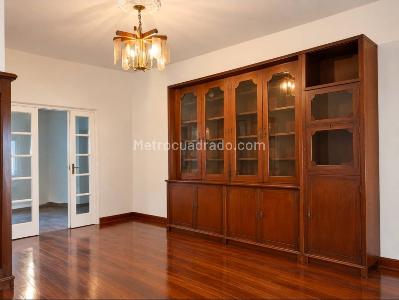 Casa de 5 alcobas en venta en Prado, Medellín, 367 m² · foto 4 de 20