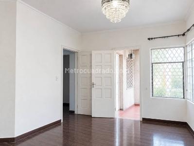 Casa de 5 alcobas en venta en Prado, Medellín, 367 m² · foto 8 de 20