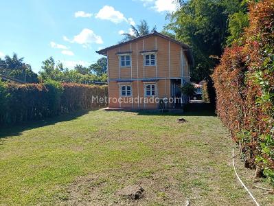 Casa de 2 alcobas en arriendo en Llanogrande, Rionegro, 1000 m² · foto 9 de 15