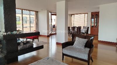 Apartamento de 4 alcobas en venta en Chico San Patricio, Bogotá, 234 m² · foto 12 de 20