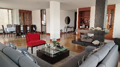 Apartamento de 4 alcobas en venta en Chico San Patricio, Bogotá, 234 m² · foto 9 de 20