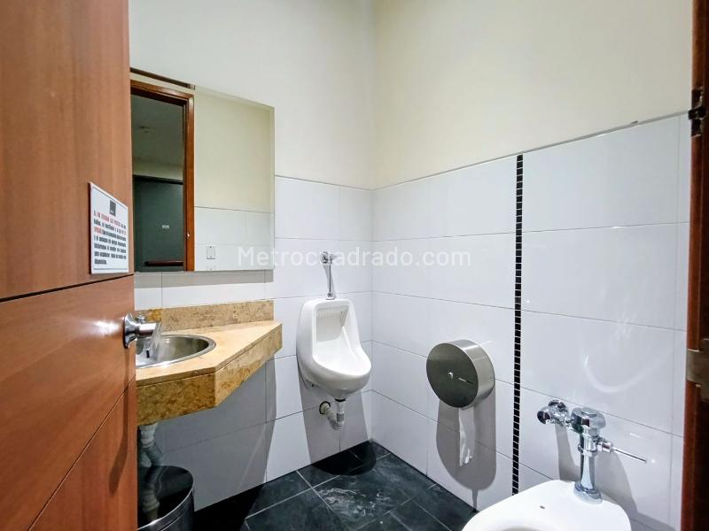 Oficina en Arriendo, CHICO CENTRAL, Bogotá D.C. – další