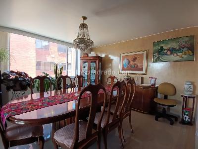 Apartamento en venta en Quintas De Santa Barbara, Bogotá · foto 3 de 19