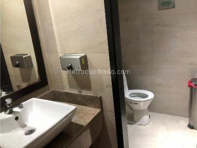 Casa de 3 alcobas en venta en Santa Barbara, Bogotá, 336 m² · foto 7 de 16