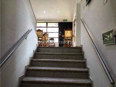 Casa de 3 alcobas en venta en Santa Barbara, Bogotá, 336 m² · foto 8 de 16