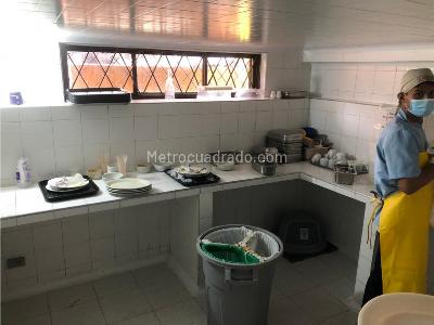 Casa de 3 alcobas en venta en Santa Barbara, Bogotá, 336 m² · foto 15 de 16