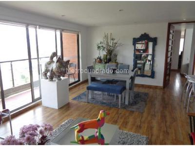 Apartamento de 3 alcobas en venta en Colina Campestre, Bogotá, 144 m² · foto 2 de 12