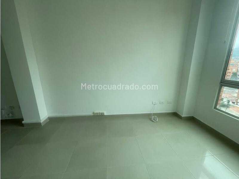 Oficina en Venta, Puente Largo, Bogotá D.C. - Más
