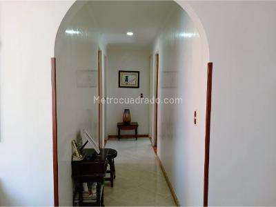 Apartamento en venta en Gratamira, Bogotá · foto 9 de 15