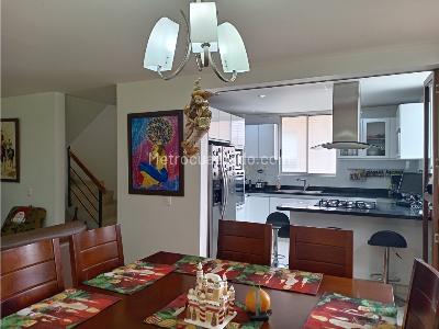 Casa de 3 alcobas en venta en Bosques De Provenza, Bogotá, 165 m² · foto 7 de 20