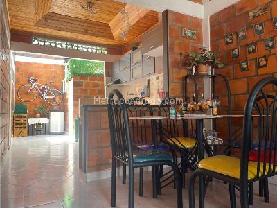 Casa de 3 alcobas en venta en Brisas De Girardot, Girardot, 72 m² · foto 3 de 20