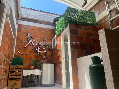 Casa de 3 alcobas en venta en Brisas De Girardot, Girardot, 72 m² · foto 8 de 20