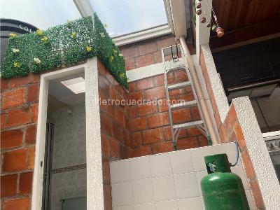 Casa de 3 alcobas en venta en Brisas De Girardot, Girardot, 72 m² · foto 9 de 20