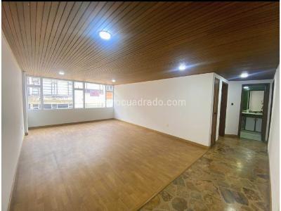 Apartamento de 2 alcobas en venta en Chico, Bogotá, 92 m² · foto 12 de 20