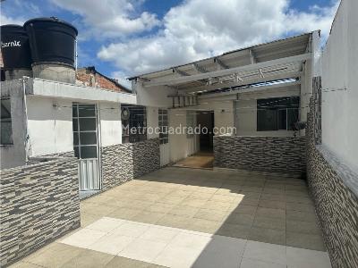 Casa de 5 alcobas en venta en San Jorge Central, Bogotá, 247 m² · foto 18 de 20