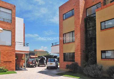 Casa de 3 alcobas en venta en Chia, Chía, 420 m² · foto 3 de 20