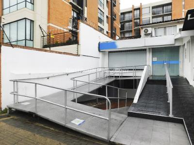 Casa en venta en Santa Barbara, Bogotá · foto 2 de 20