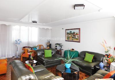 Casa de 5 alcobas en venta en La Serafina, Bogotá, 234 m² · foto 2 de 20