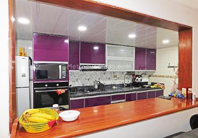 Casa de 5 alcobas en venta en Polo Club, Bogotá, 233 m² · foto 8 de 20