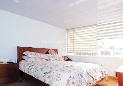 Casa de 5 alcobas en venta en Polo Club, Bogotá, 233 m² · foto 10 de 20