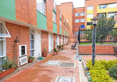 Casa en venta en San Antonio Norte, Bogotá · foto 3 de 20