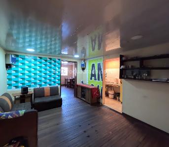 Casa de 5 alcobas en venta en Las Ferias, Bogotá, 276 m² · foto 13 de 20