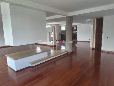 Apartamento de 5 alcobas en arriendo en Santa Barbara Central, Bogotá, 340 m² · foto 6 de 20