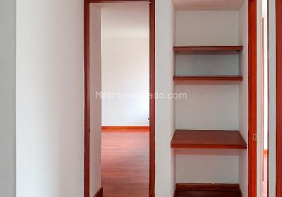 Apartamento en venta en Mazuren, Bogotá · foto 7 de 20