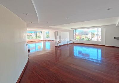 Apartamento en venta en Santa Barbara, Bogotá · foto 5 de 20