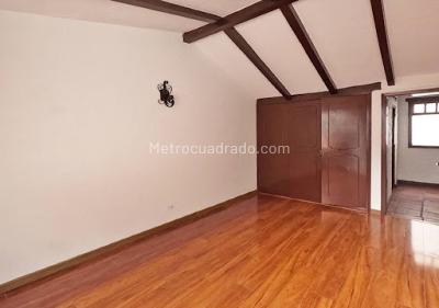Casa de 4 alcobas en venta en Puente Largo, Bogotá, 269 m² · foto 8 de 20